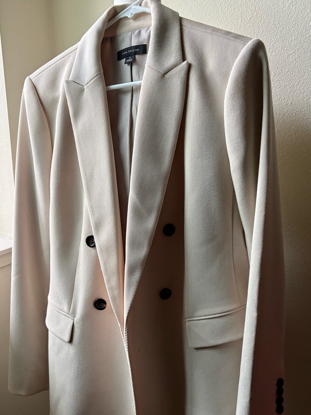 Ann Taylor Cream Double-Breasted Suit Jacket - Picture 2 of 7